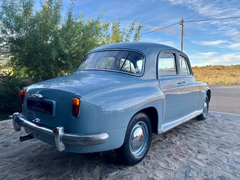 1957 Rover - Image 10 of 31