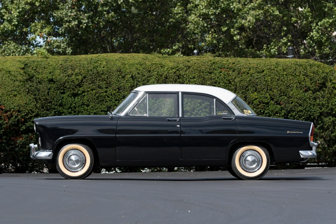1957 Simca - Image 6 of 31