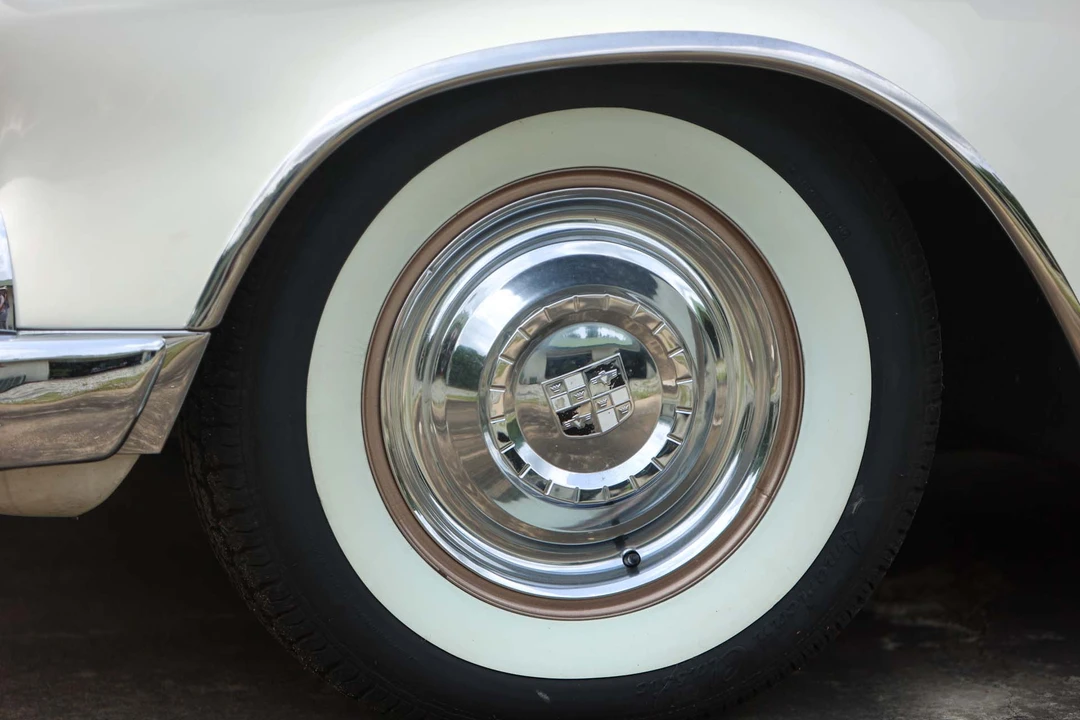 1957 Studebaker Hawk - Image 20 of 31