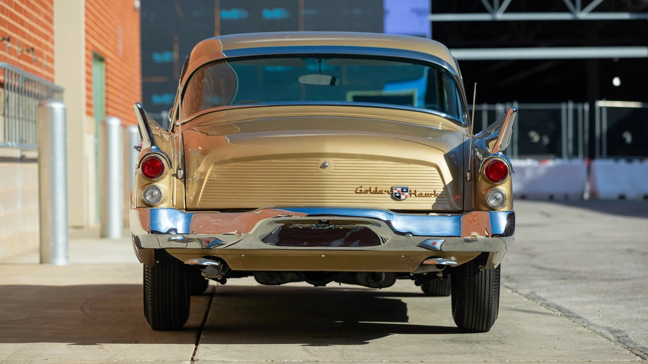 1957 Studebaker Hawk - Image 17 of 27