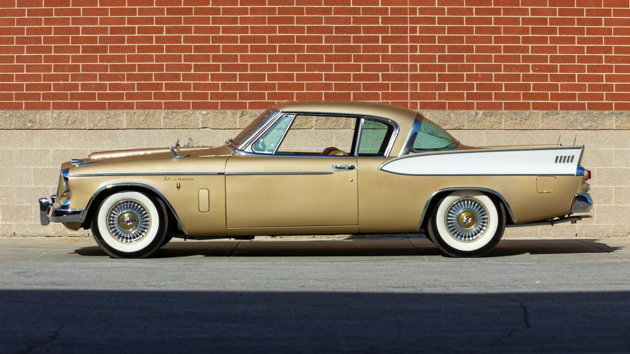1957 Studebaker Hawk - Image 8 of 27