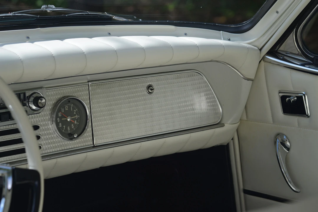 1957 Studebaker Hawk - Image 16 of 29