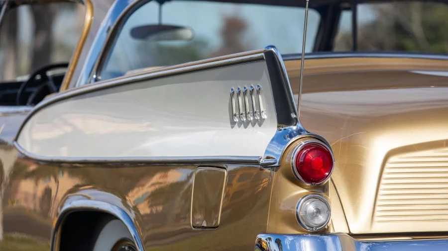 1957 Studebaker Hawk - Image 14 of 24