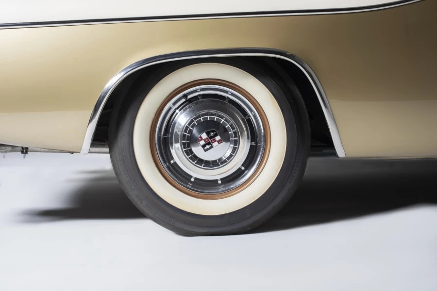 1957 Studebaker Hawk - Image 12 of 31