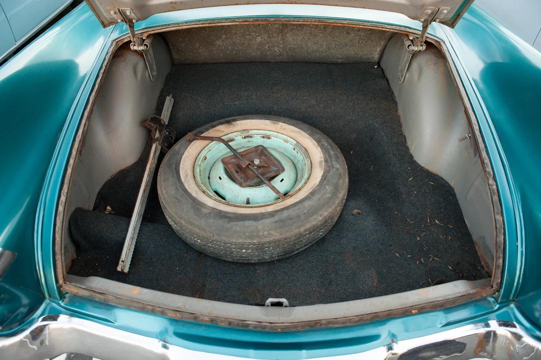1957 Studebaker Hawk - Image 25 of 28
