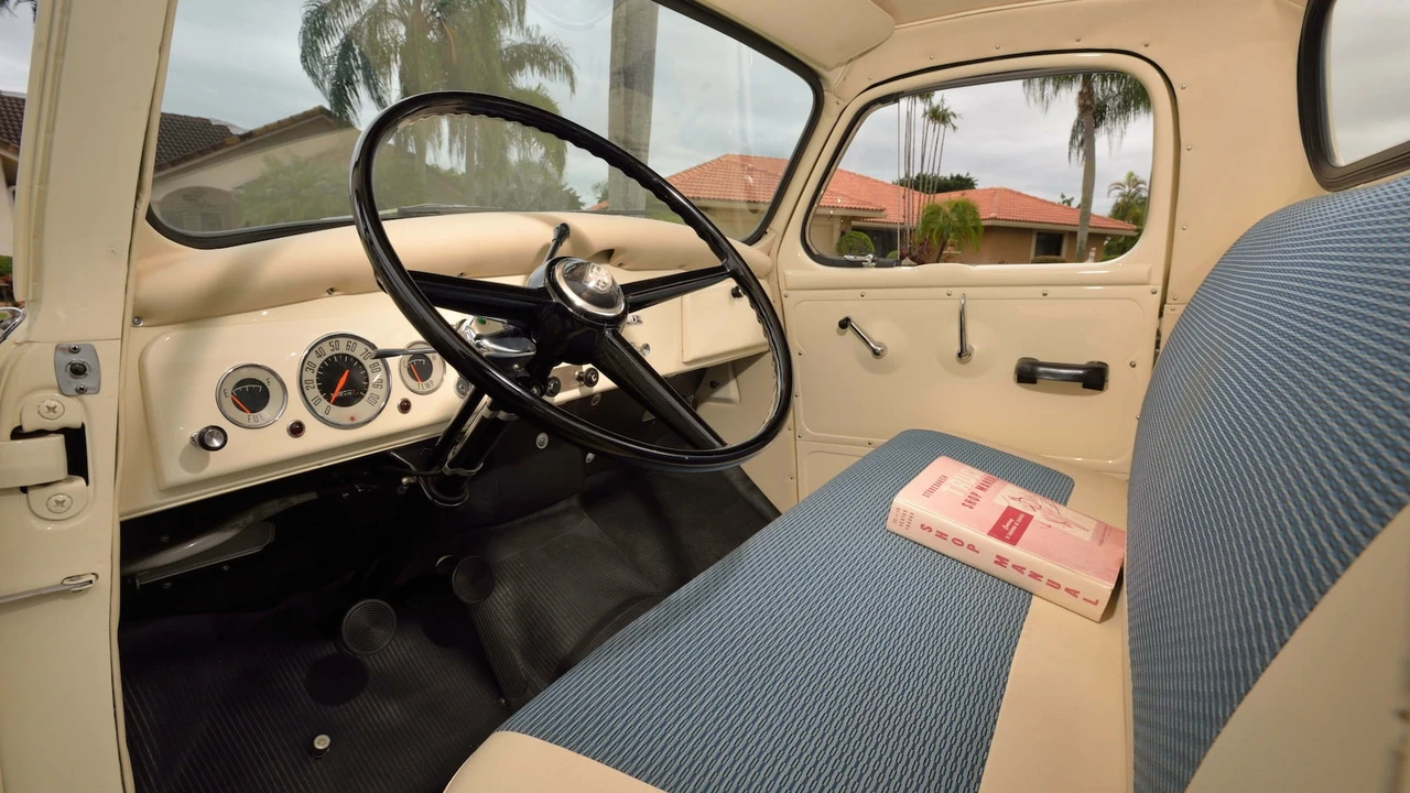 1957 Studebaker - Image 22 of 31