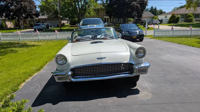 1957 Ford Mustang Thunderbird Replica