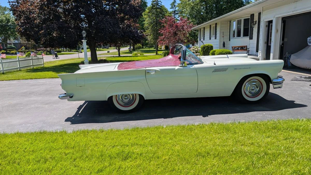 1957 Ford Thunderbird 1st Gen - Image 2 of 8