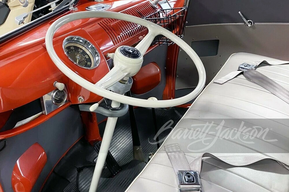 1957 Volkswagen Split-Window Bus - Image 3 of 18