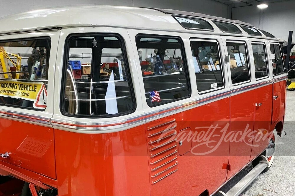 1957 Volkswagen Split-Window Bus - Image 5 of 18
