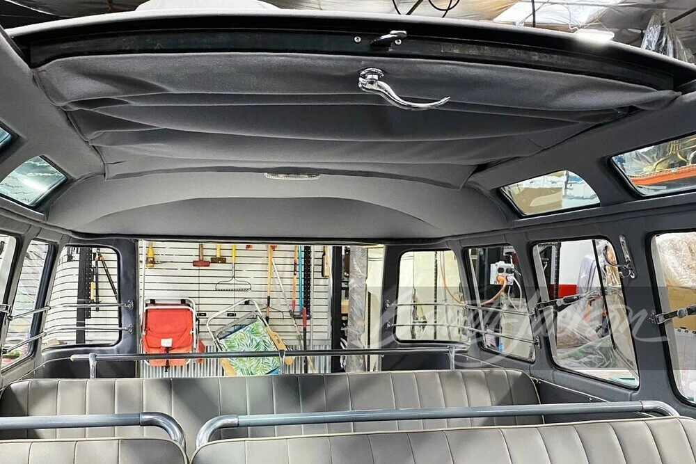 1957 Volkswagen Split-Window Bus - Image 9 of 18