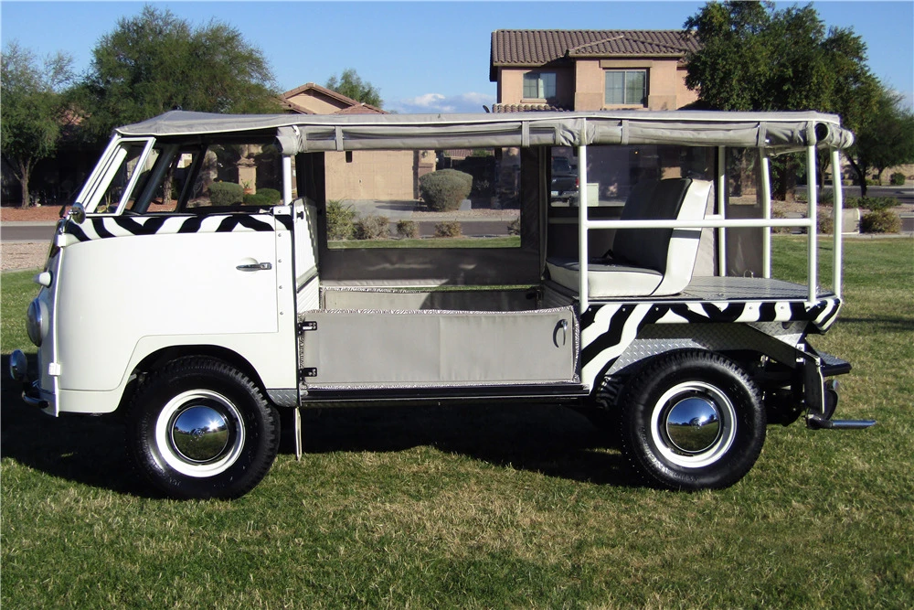 1957 Volkswagen Split-Window Bus - Image 4 of 8