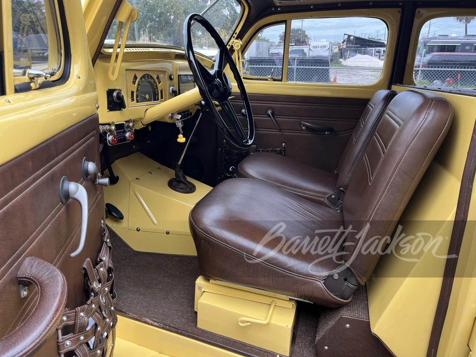 1957 Volvo - Image 15 of 28