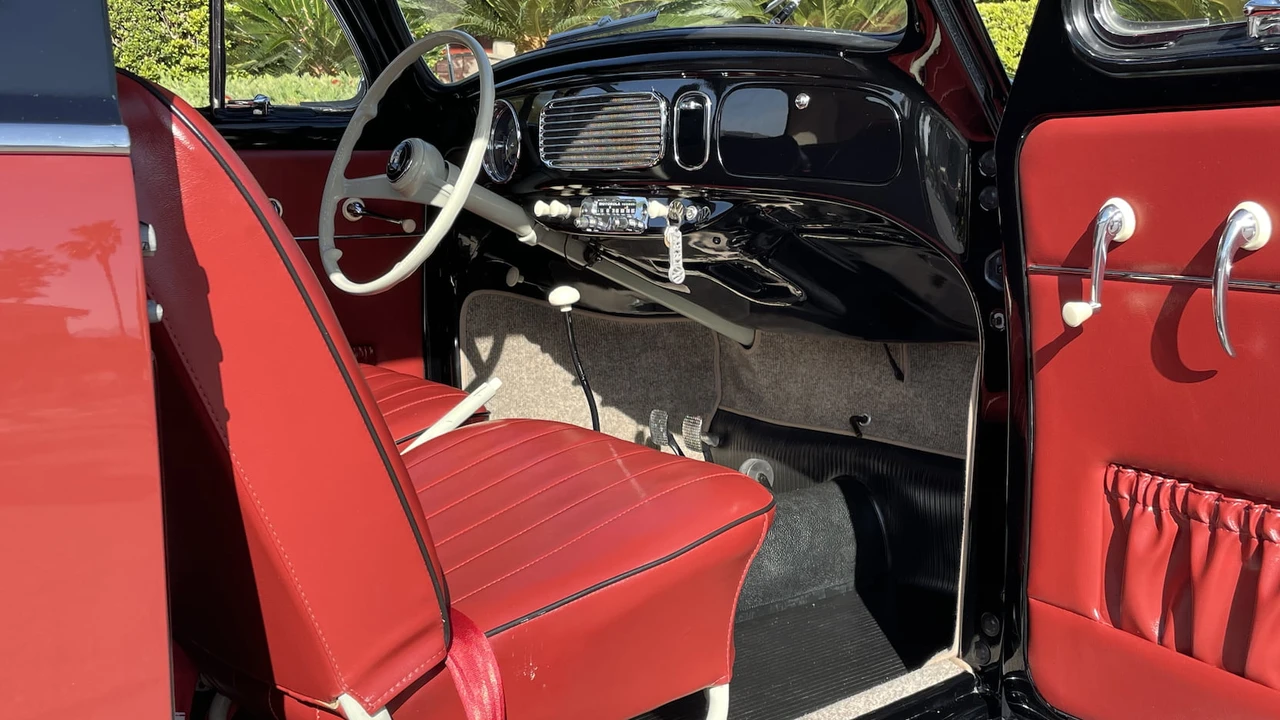 1957 Volkswagen Beetle (Oval Window) - Image 7 of 27