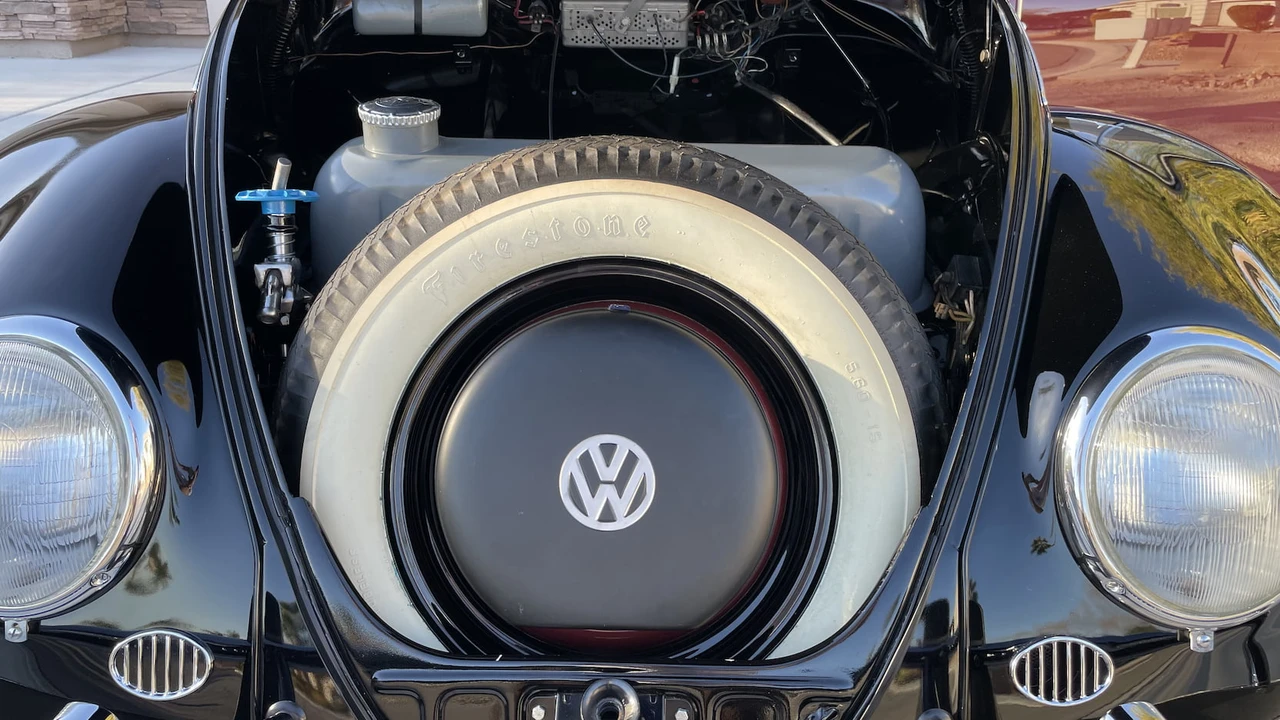 1957 Volkswagen Beetle (Oval Window) - Image 17 of 27