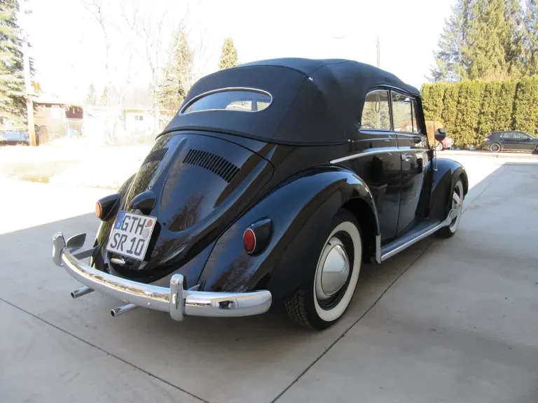 1957 Volkswagen Beetle (Oval Window) - Image 3 of 17