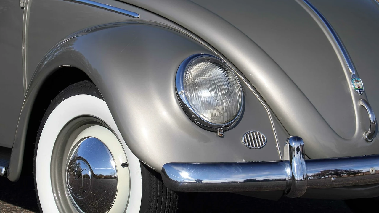 1957 Volkswagen Beetle (Oval Window) - Image 25 of 31