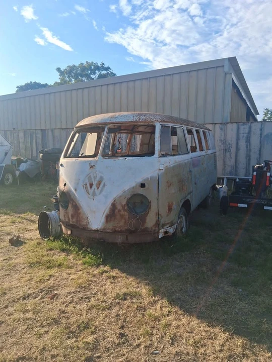 1957 Volkswagen Split-Window Bus - Image 8 of 13