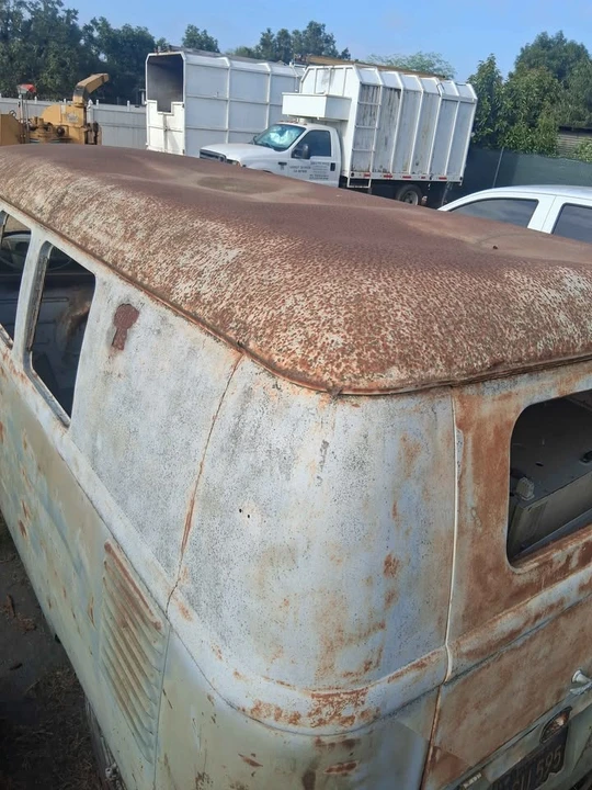 1957 Volkswagen Split-Window Bus - Image 10 of 13
