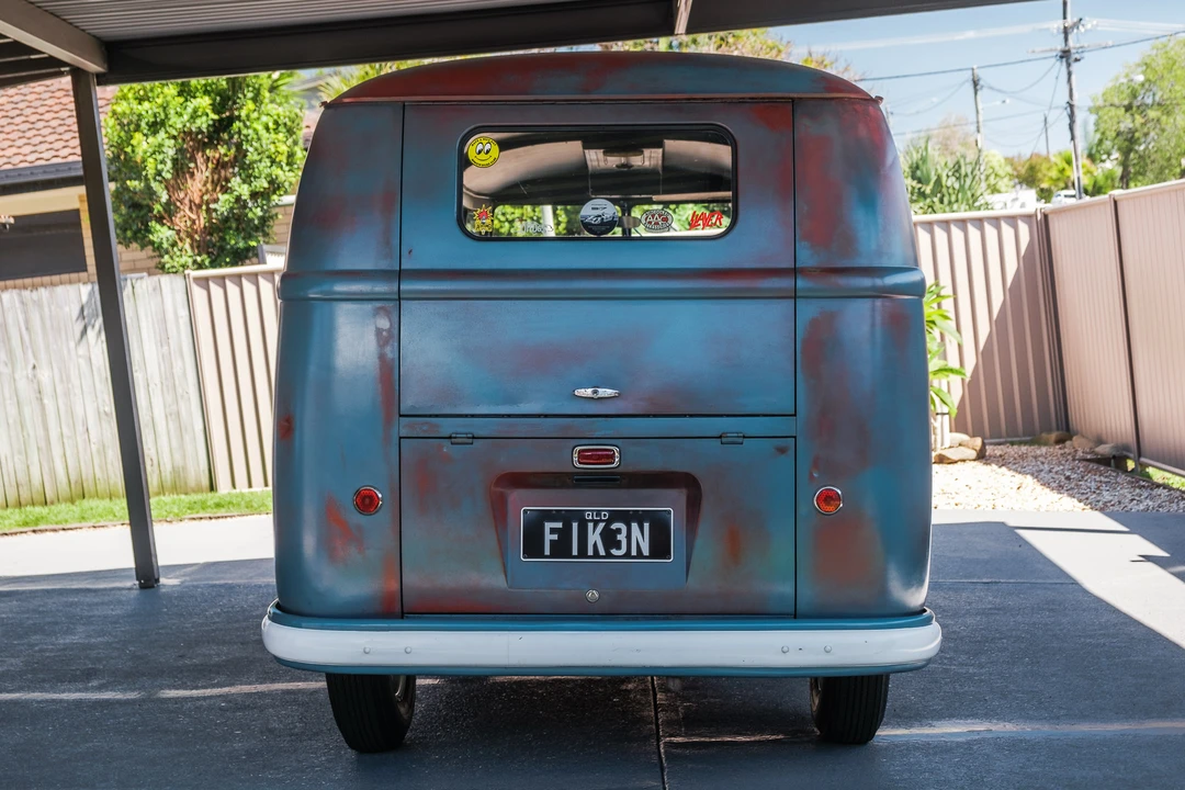 1957 Volkswagen Split-Window Bus - Image 7 of 31