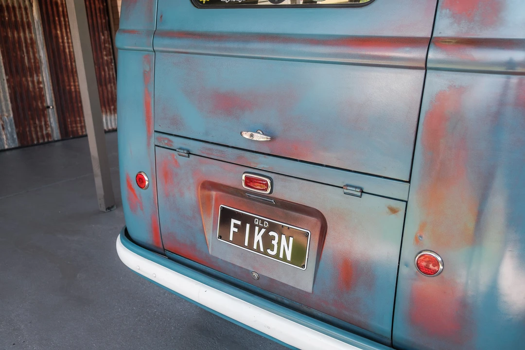 1957 Volkswagen Split-Window Bus - Image 26 of 31