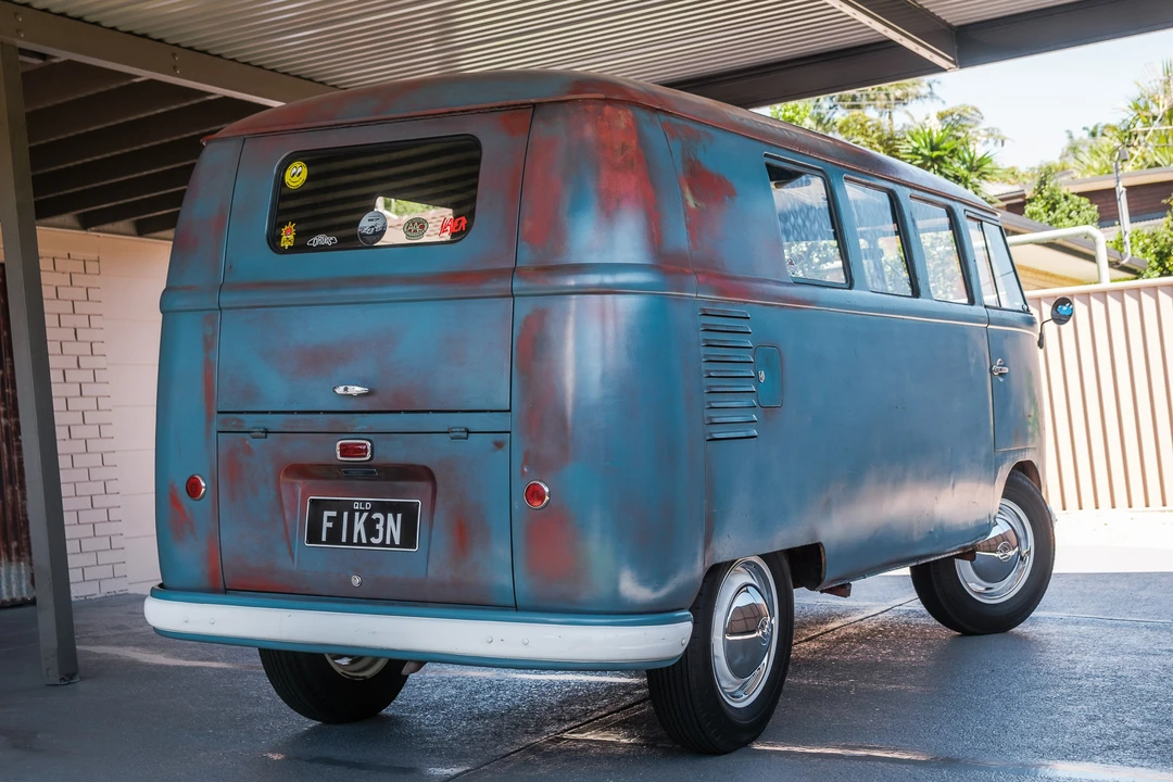 1957 Volkswagen Split-Window Bus - Image 6 of 31