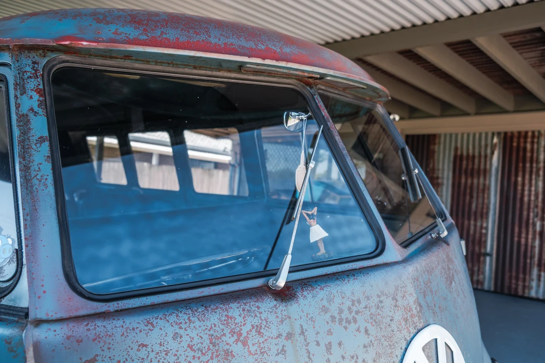 1957 Volkswagen Split-Window Bus - Image 20 of 31