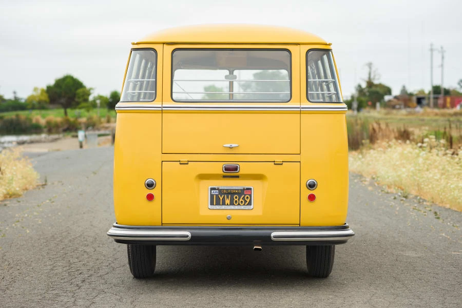 1957 Volkswagen Split-Window Bus - Image 5 of 31