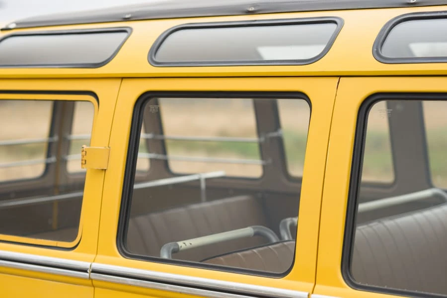 1957 Volkswagen Split-Window Bus - Image 7 of 31