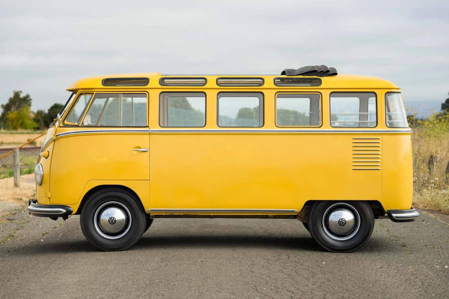 1957 Volkswagen Split-Window Bus - Image 2 of 31