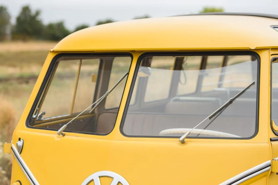 1957 Volkswagen Split-Window Bus - Image 15 of 31