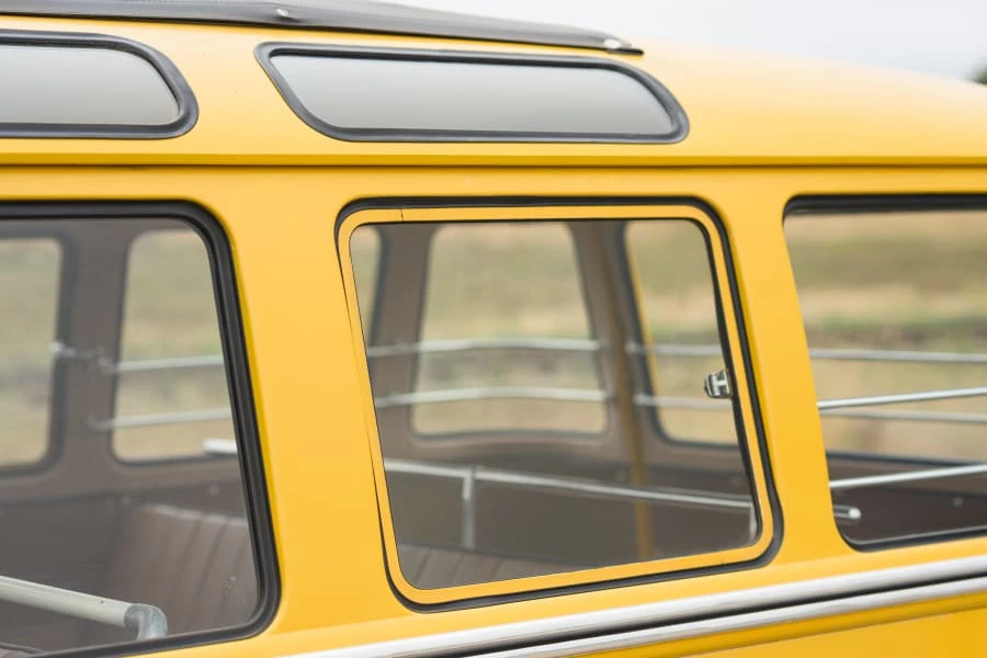 1957 Volkswagen Split-Window Bus - Image 27 of 31