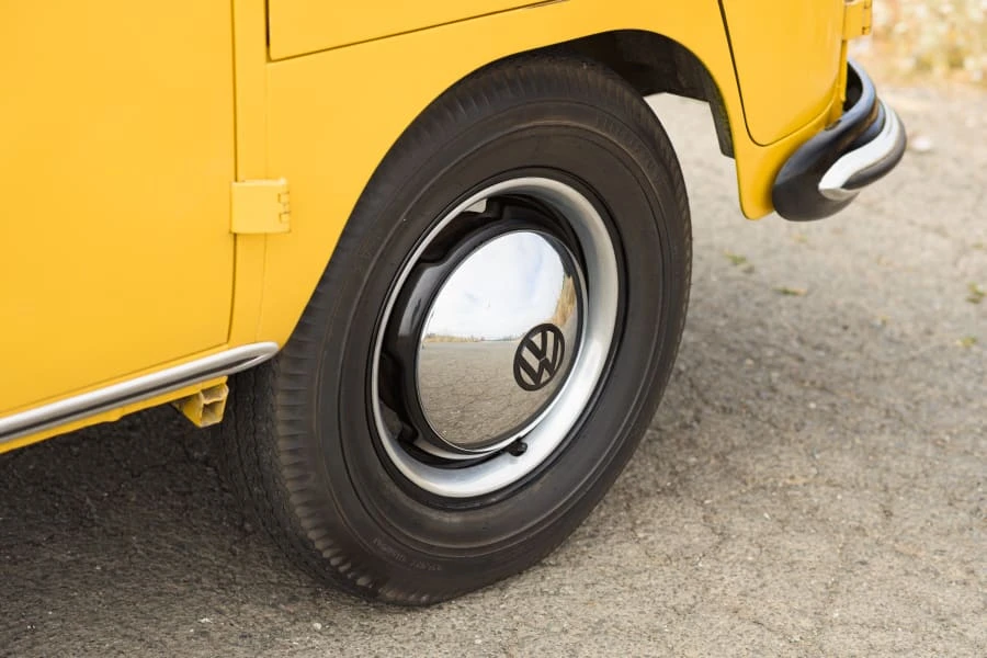 1957 Volkswagen Split-Window Bus - Image 24 of 31