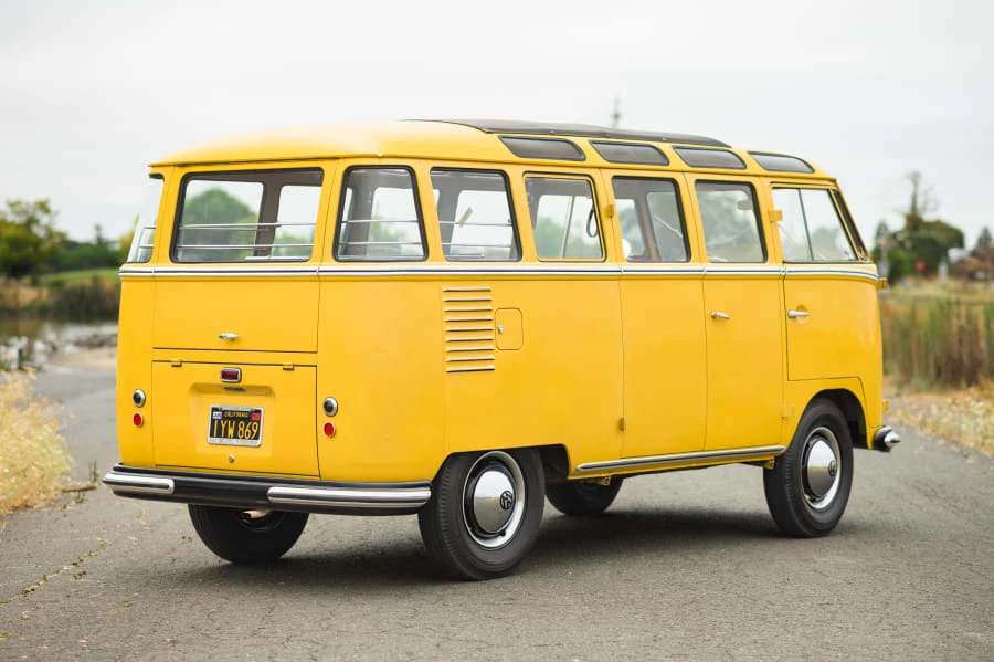 1957 Volkswagen Split-Window Bus - Image 3 of 31