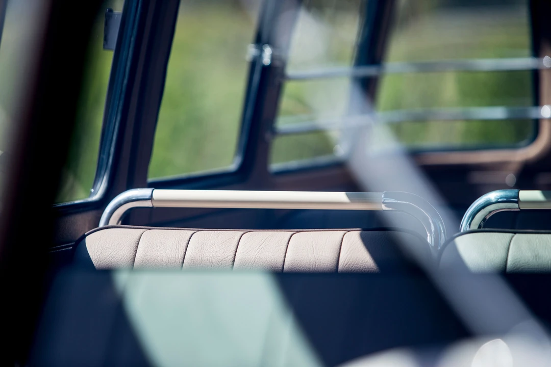 1957 Volkswagen Split-Window Bus - Image 5 of 31