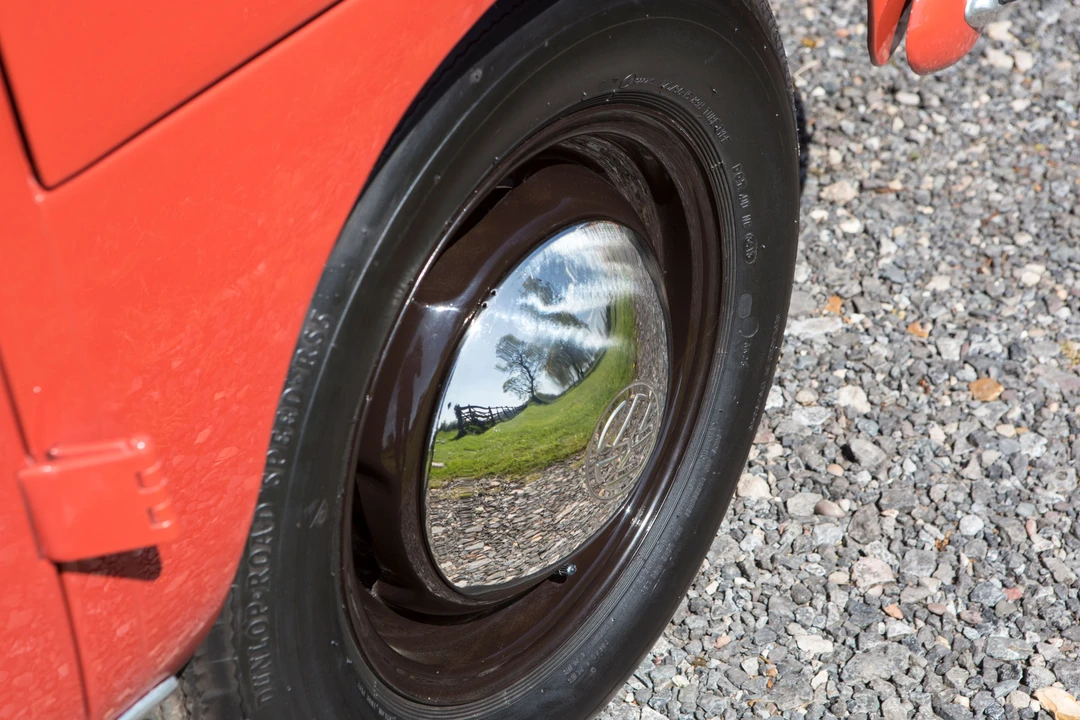 1957 Volkswagen Split-Window Bus - Image 25 of 31