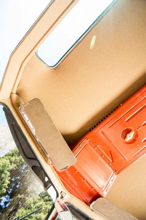 1957 Volkswagen Split-Window Bus - Image 8 of 31