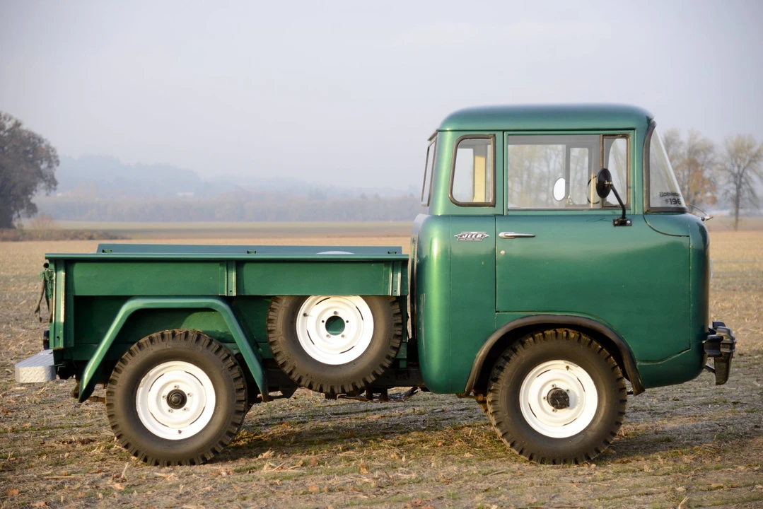 1957 Jeep Forward Control - Image 16 of 31