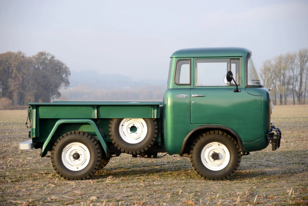 1957 Jeep Forward Control - Image 17 of 31
