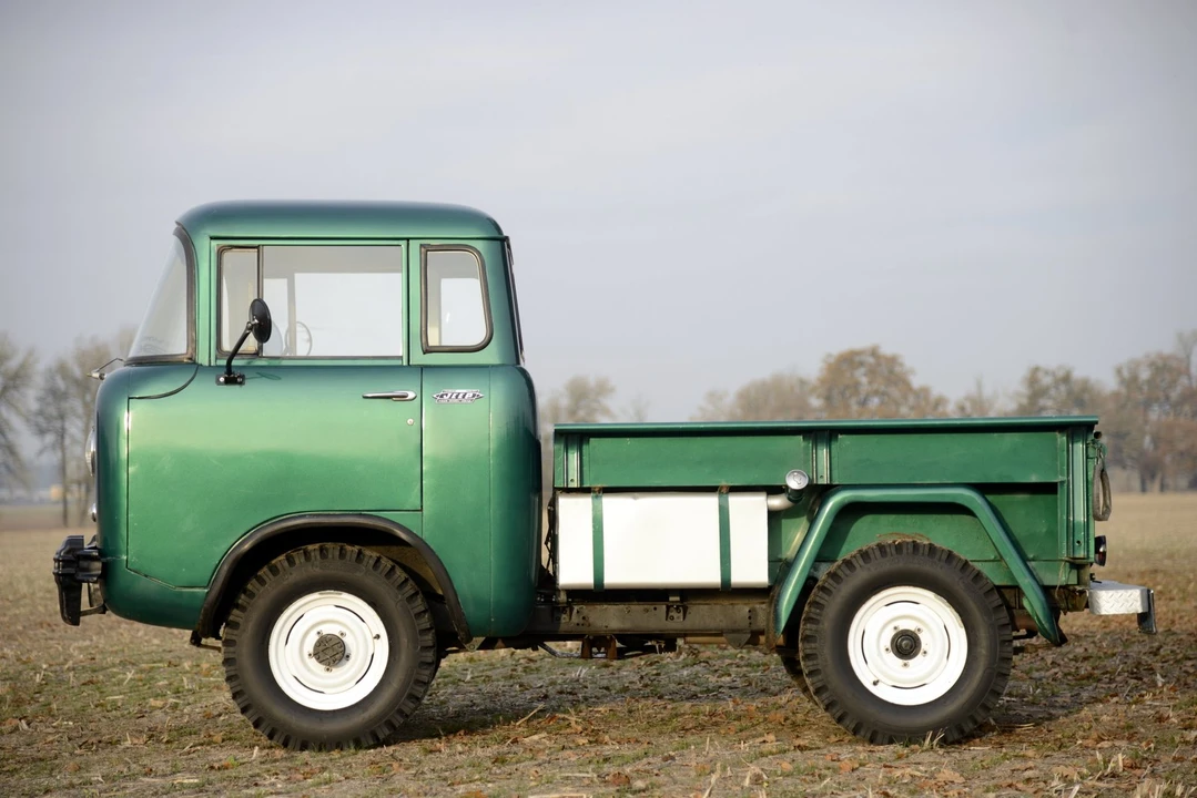 1957 Jeep Forward Control - Image 6 of 31
