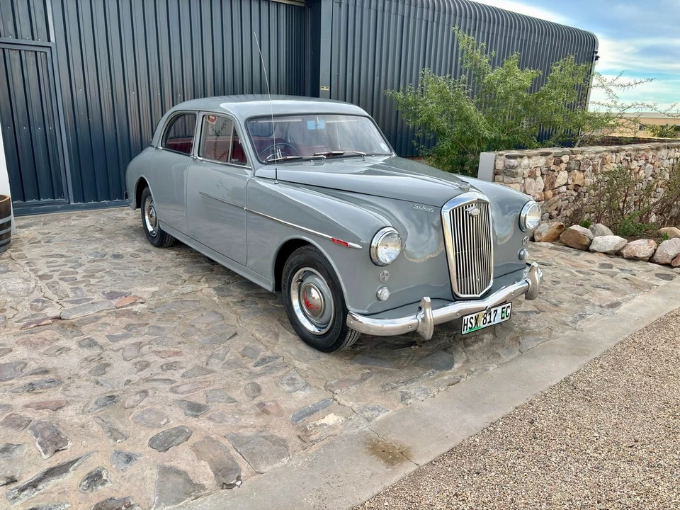 1957 Wolseley - Image 2 of 31