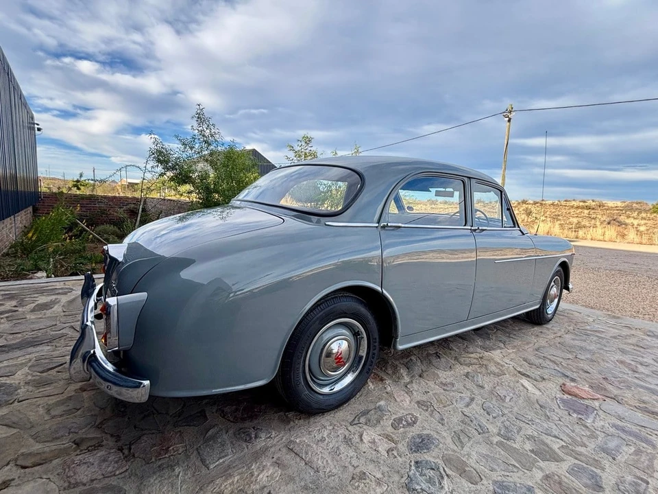 1957 Wolseley - Image 16 of 31