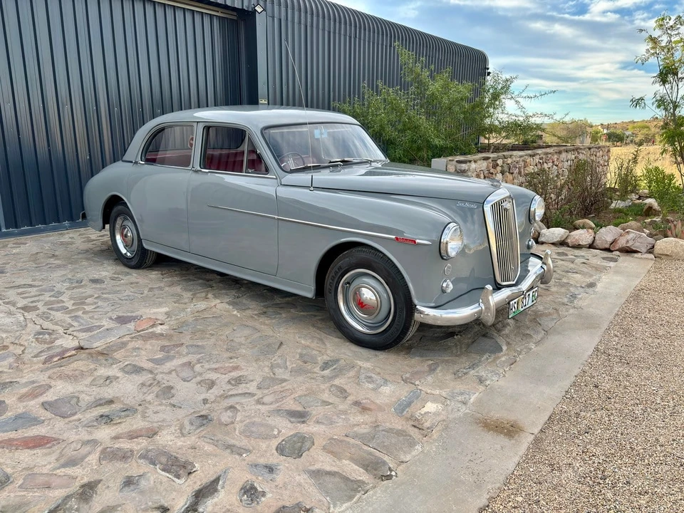 1957 Wolseley - Image 3 of 31