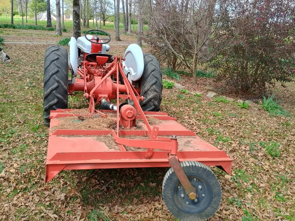 1957 Ford Tractor - Image 8 of 14