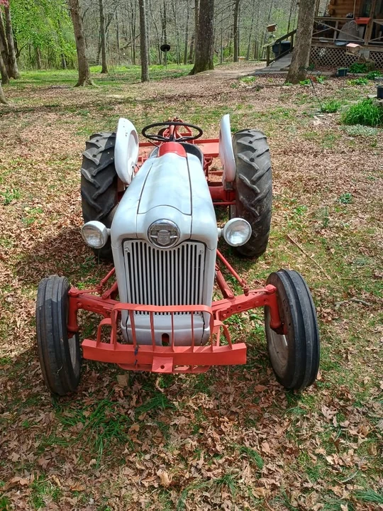 1957 Ford Tractor - Image 10 of 14