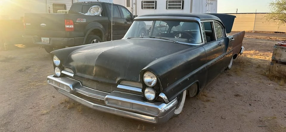 1957 Lincoln Premiere - Image 9 of 10