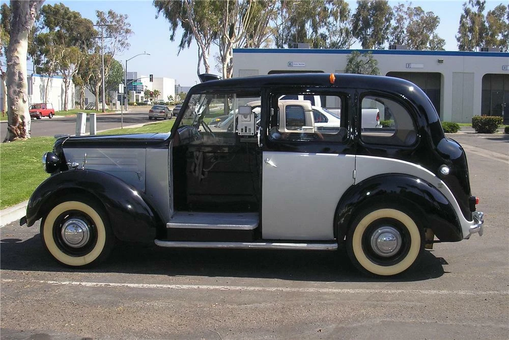 1958 Austin - Image 2 of 2