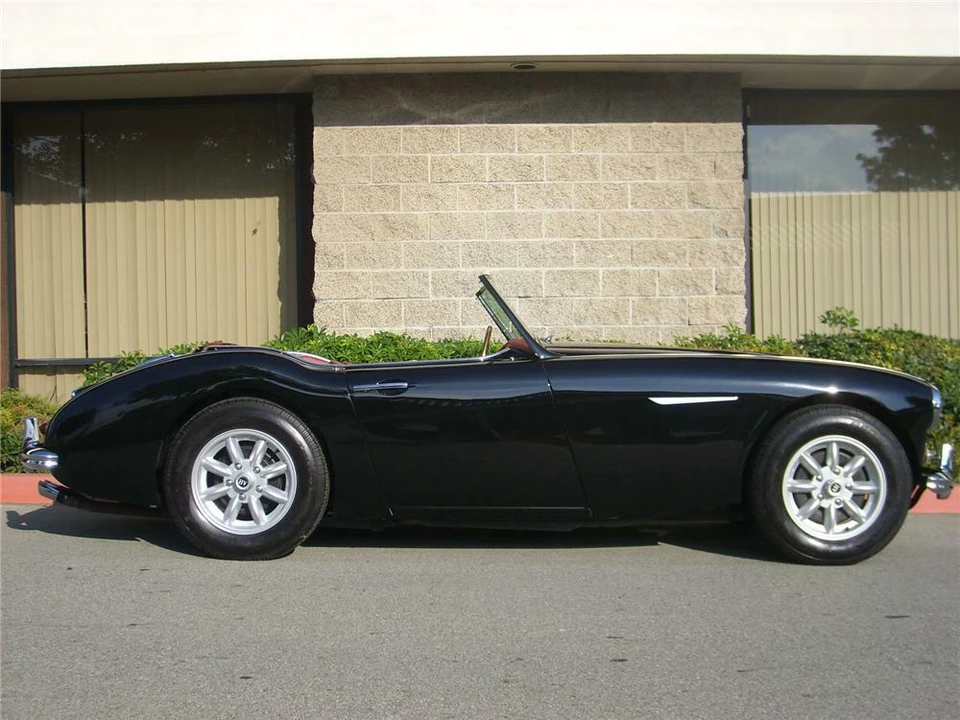 1958 Austin-Healey 100-6 - Image 4 of 4