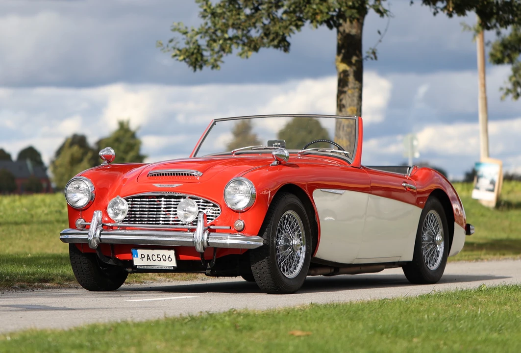 1958 Austin-Healey 100-6 - Image 2 of 2
