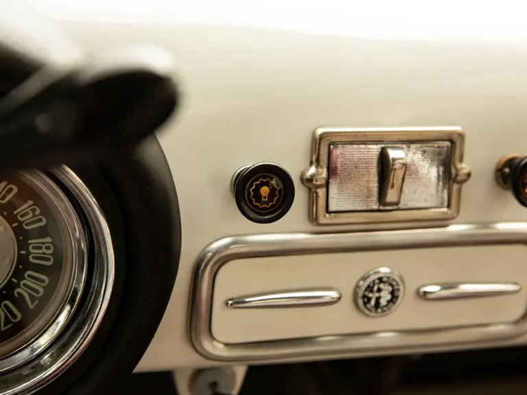 1958 Alfa Romeo 1900 - Image 14 of 31